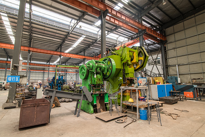 盘锦网架配件-锥头加工车间